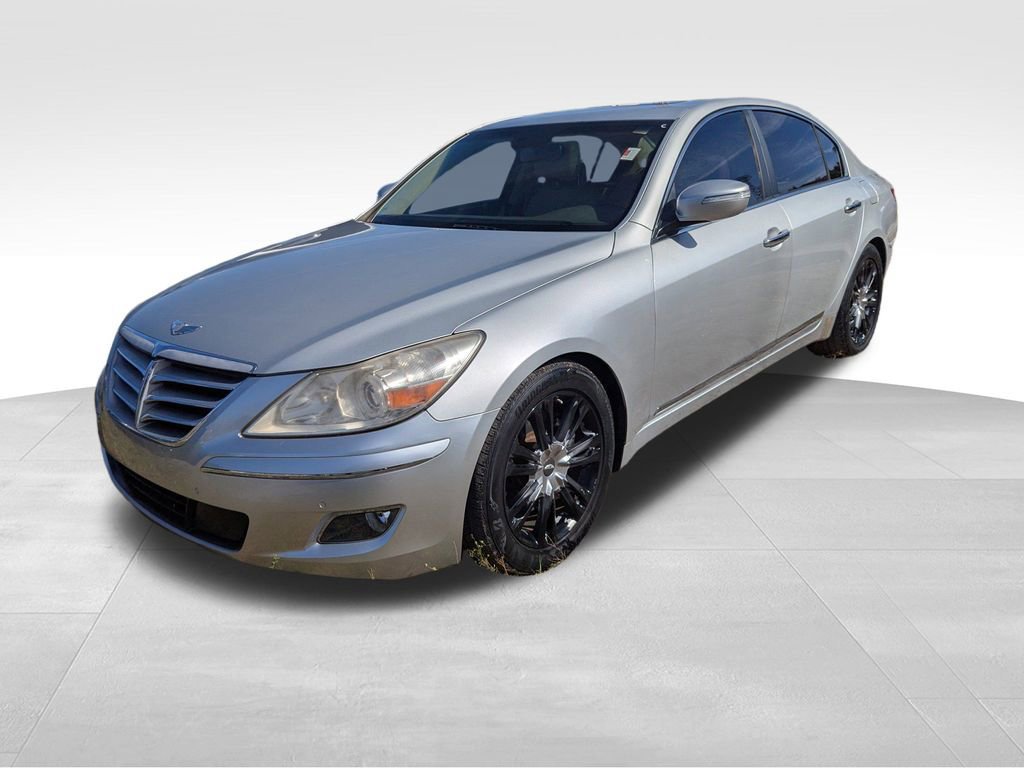 Used 2011 Hyundai Genesis 4.6 image 4