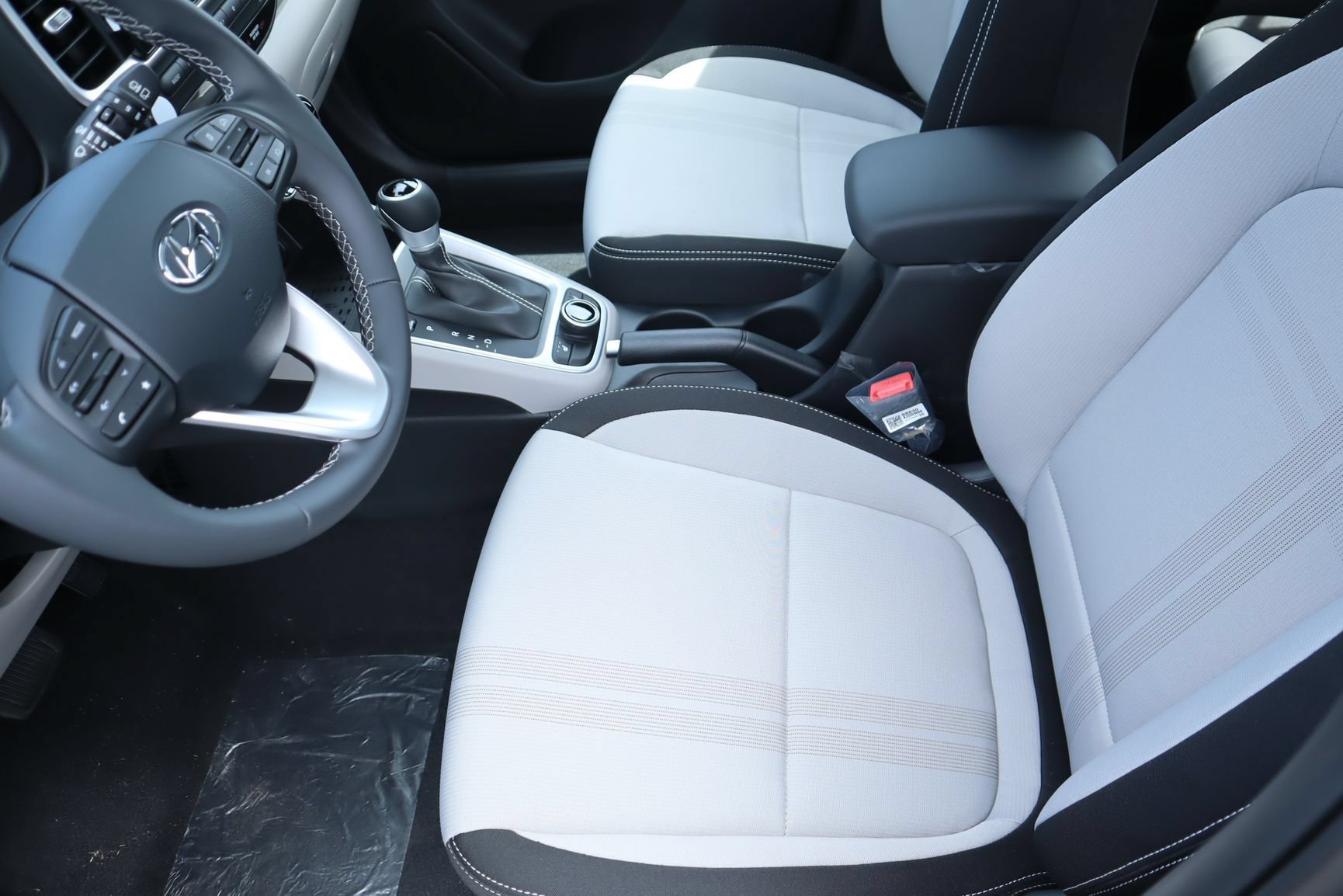 New 2026 Hyundai Venue SEL FWD image 17