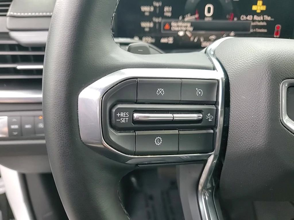 Used 2024 GMC Acadia Elevation image 16