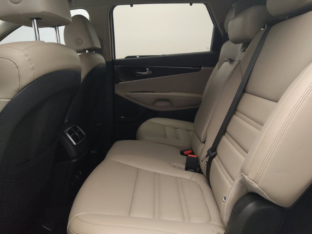 Used 2019 Kia Sorento EX w/ EX Touring Package FWD image 18