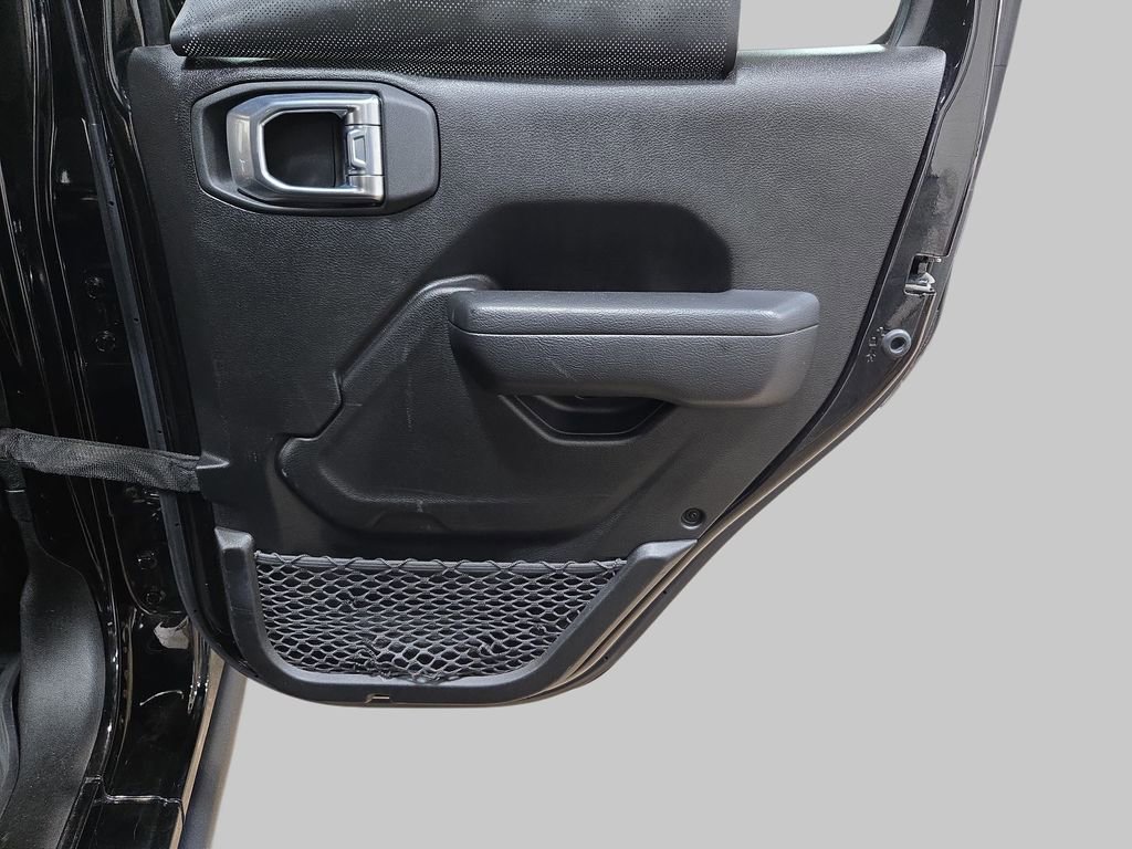Used 2022 Jeep Wrangler Unlimited Willys image 14