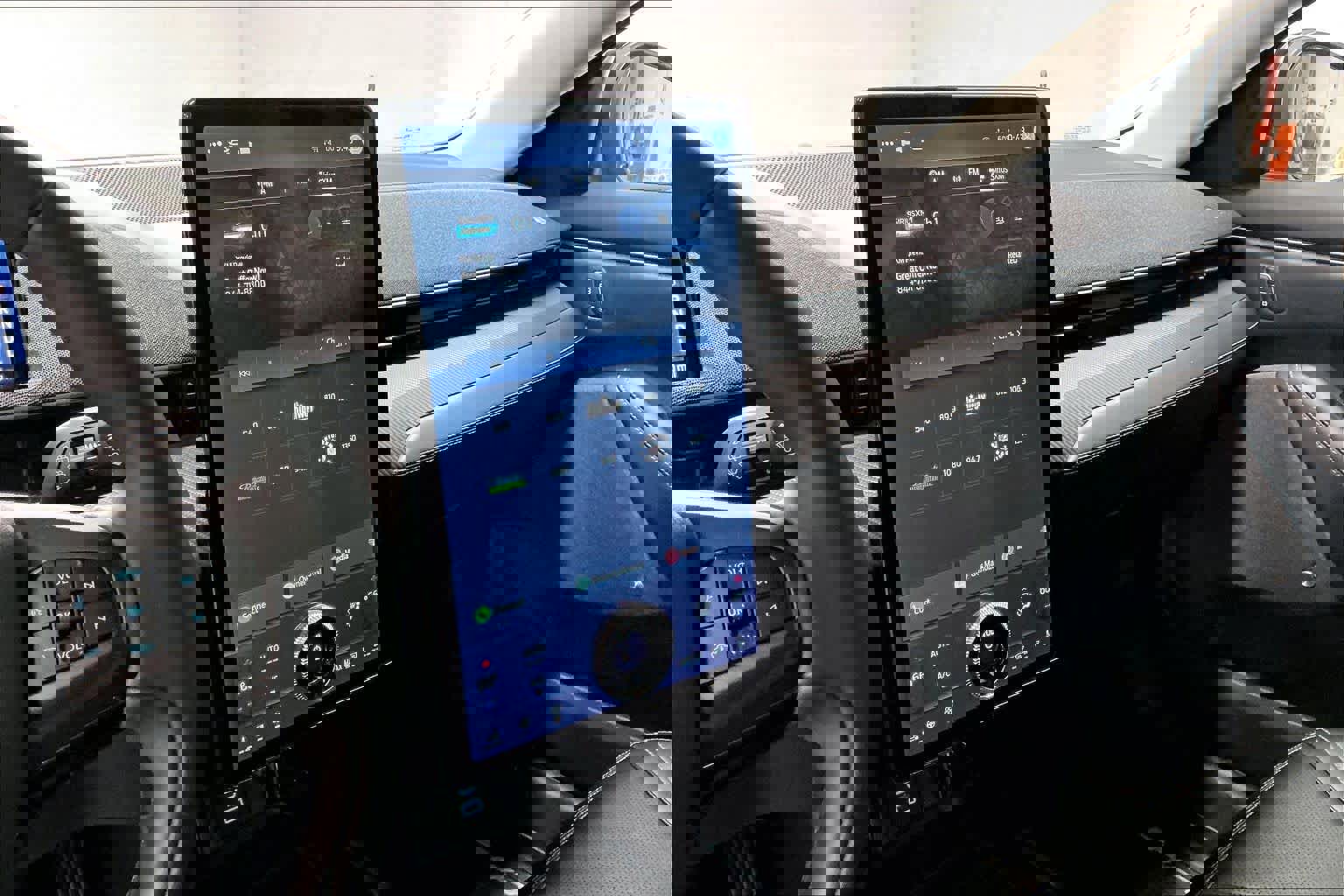 Used 2021 Ford Mustang Mach-E Premium image 36