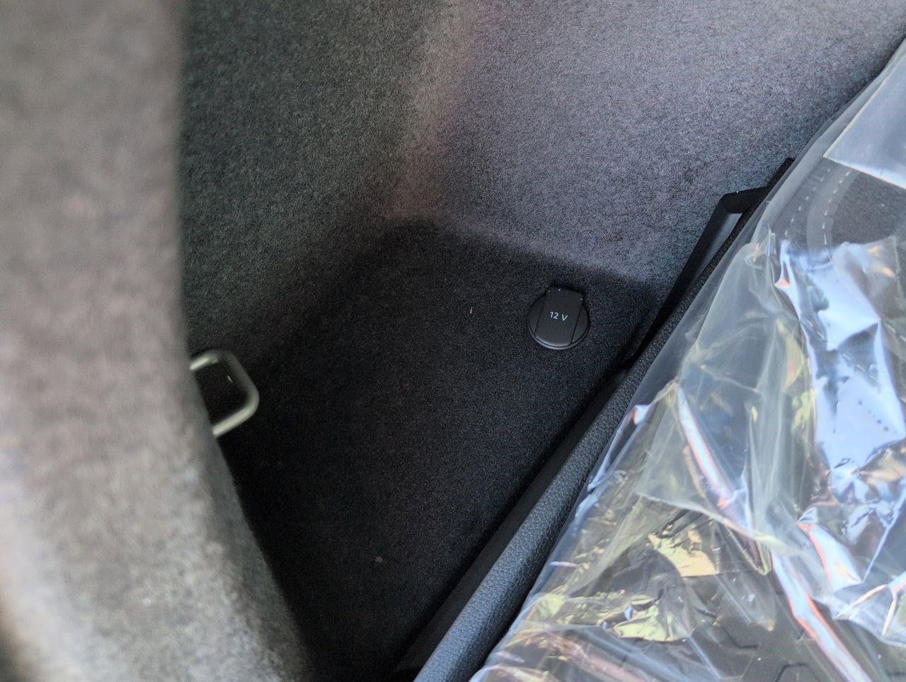 New 2025 Audi Q3 2.0T Premium image 32