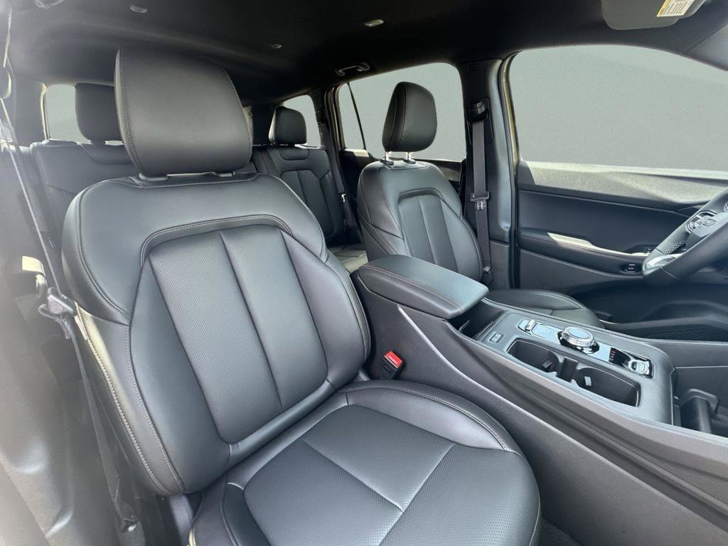 New 2026 Jeep Cherokee Limited AWD/4WD image 31