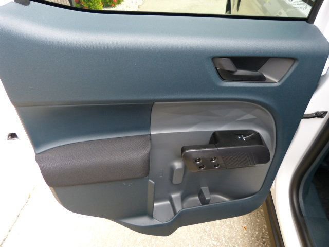 Used 2025 Ford Maverick XL w/ Equipment Group 102A image 22