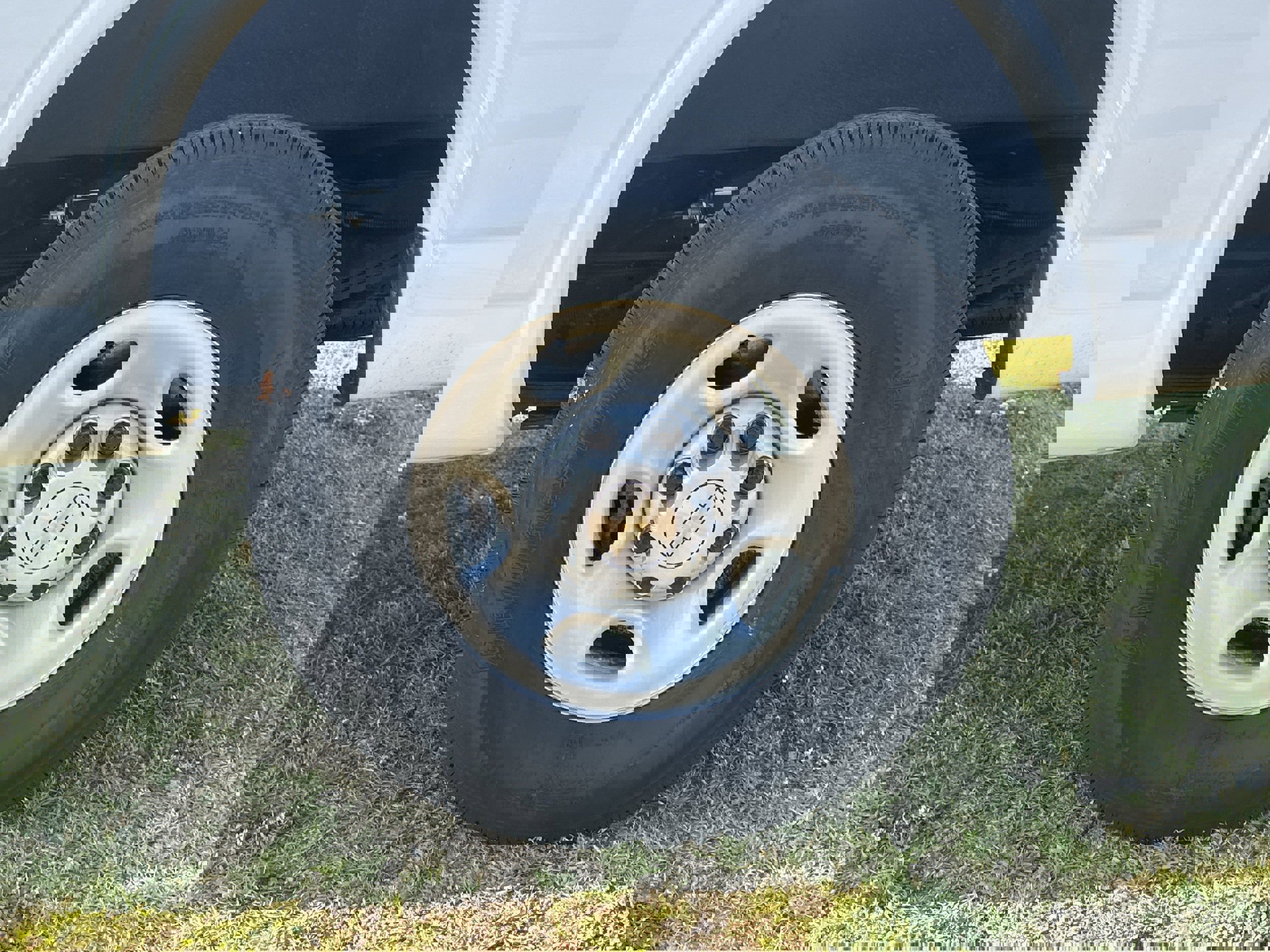 Used 2024 Chevrolet Express 2500 w/ Driver Convenience Package image 18