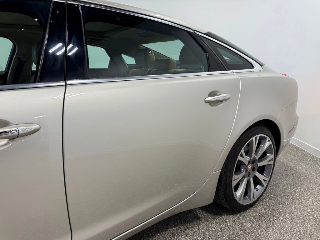 Used 2017 Jaguar XJ L Portfolio image 18