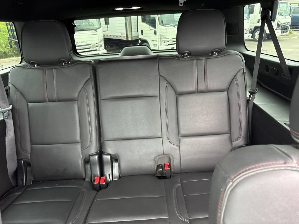 Used 2023 Chevrolet Suburban RST w/ Luxury Package AWD/4WD image 27
