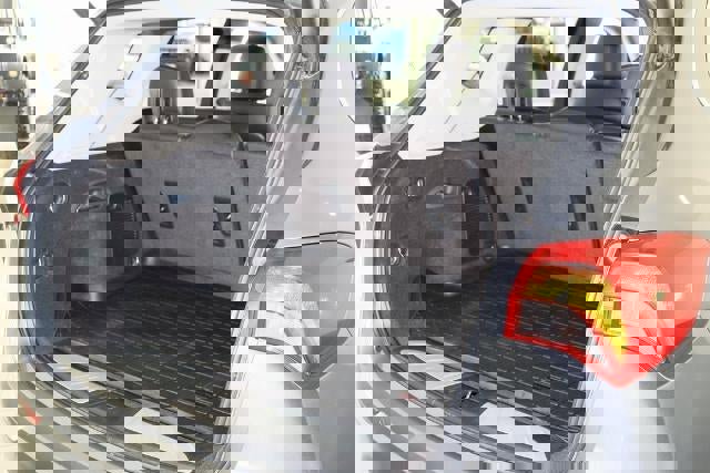 Used 2019 Buick Envision Premium w/ Driver Confidence Package image 24