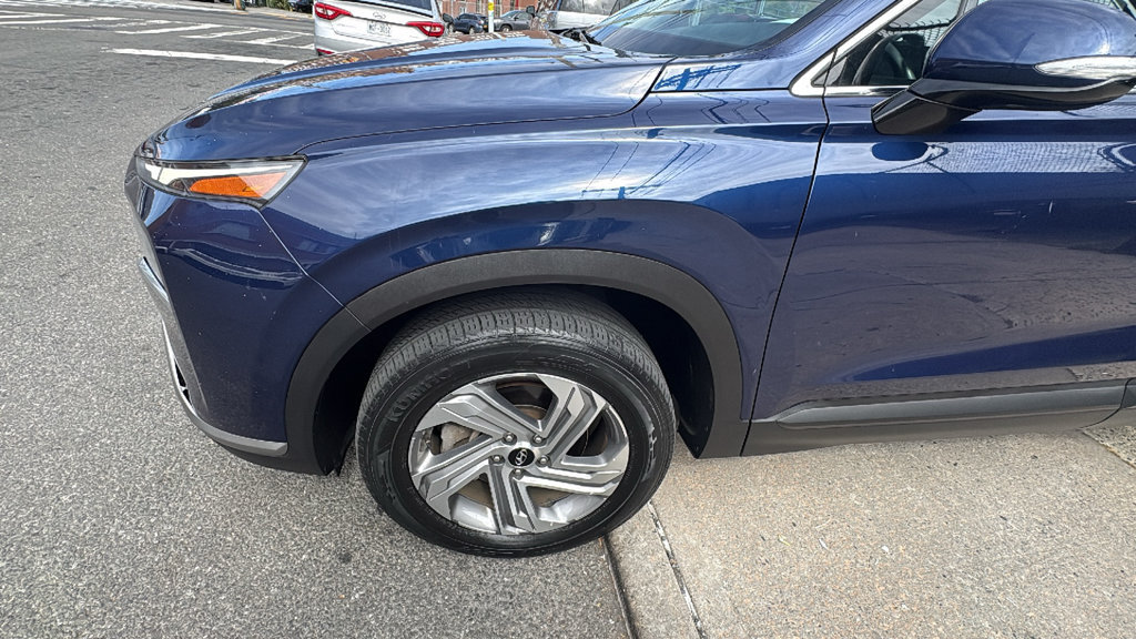 Used 2023 Hyundai Santa Fe SEL AWD/4WD image 9