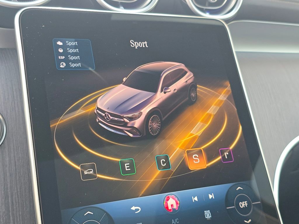 New 2026 Mercedes-Benz GLC 300 4MATIC image 34