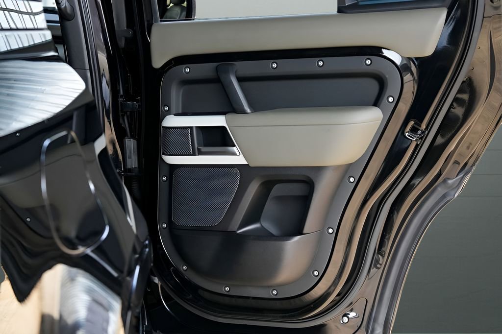 Used 2022 Land Rover Defender 110 XS Edition image 60