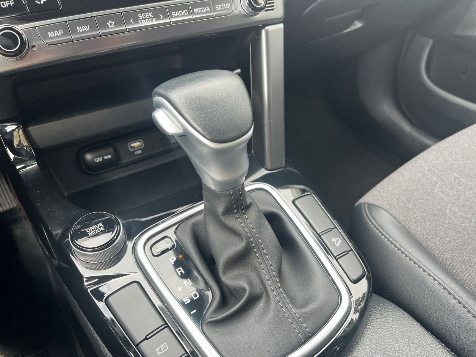 Used 2025 Kia Seltos S image 43