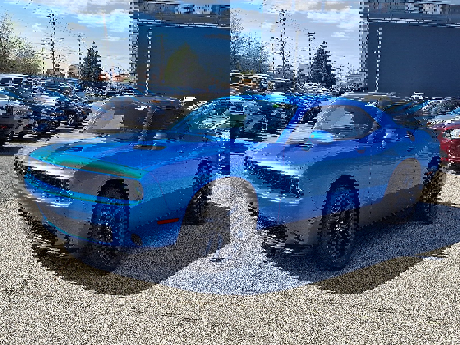 Used 2019 Dodge Challenger SXT w/ Blacktop Package image 3