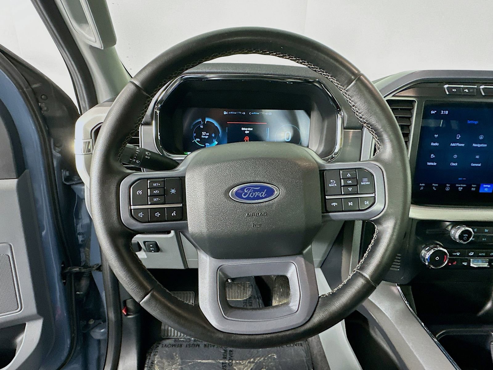 Used 2023 Ford F150 Lightning XLT AWD/4WD image 11