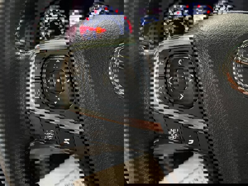 Used 2016 Toyota Camry SE FWD image 11