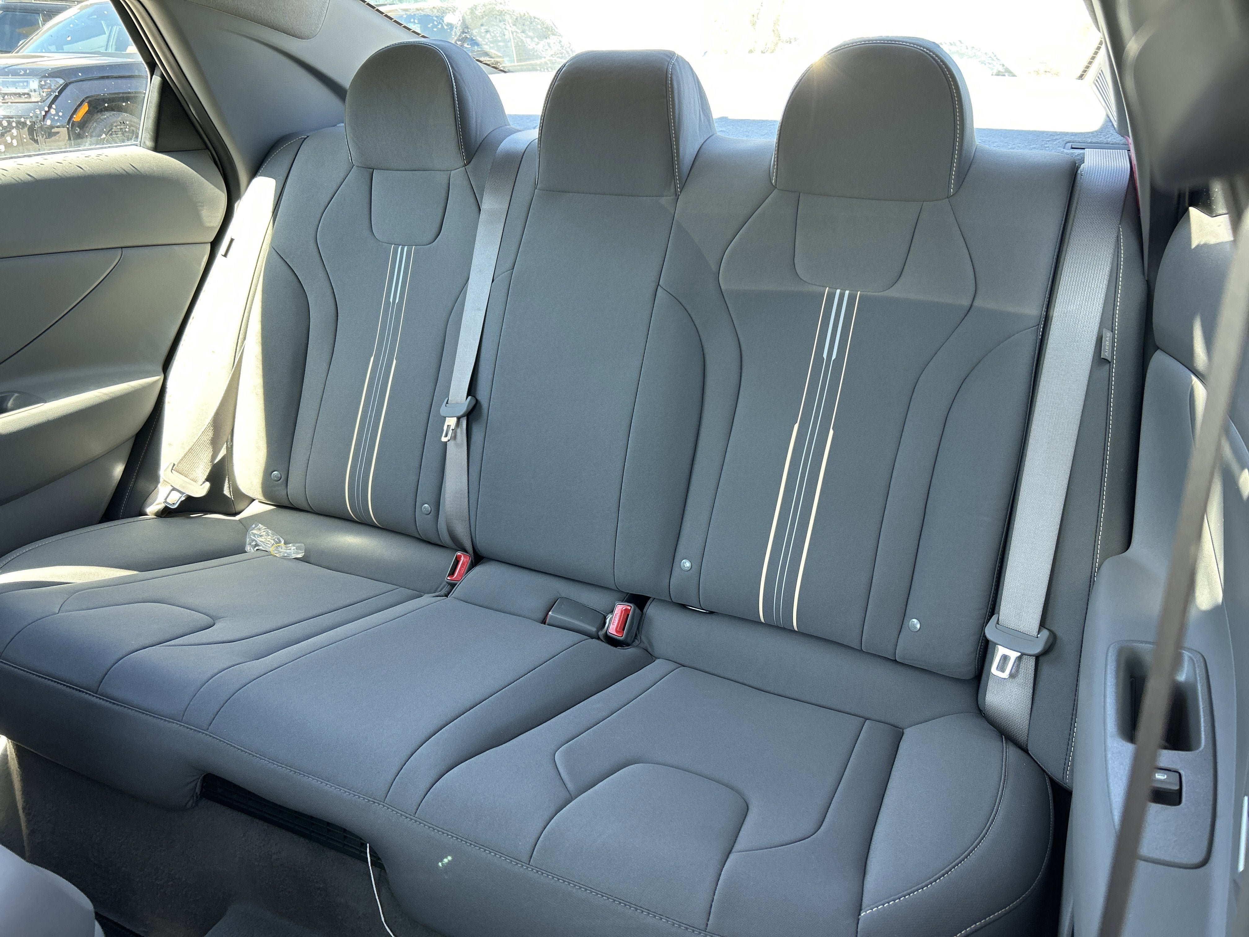 New 2026 Hyundai Elantra Hybrid FWD image 26
