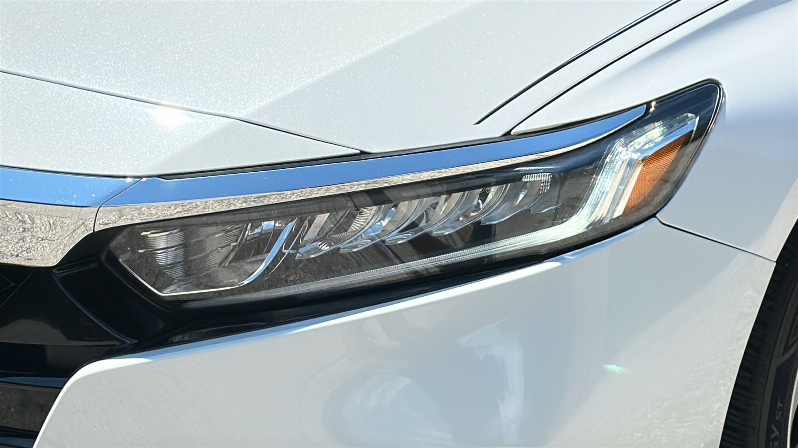 Used 2018 Honda Accord LX image 4
