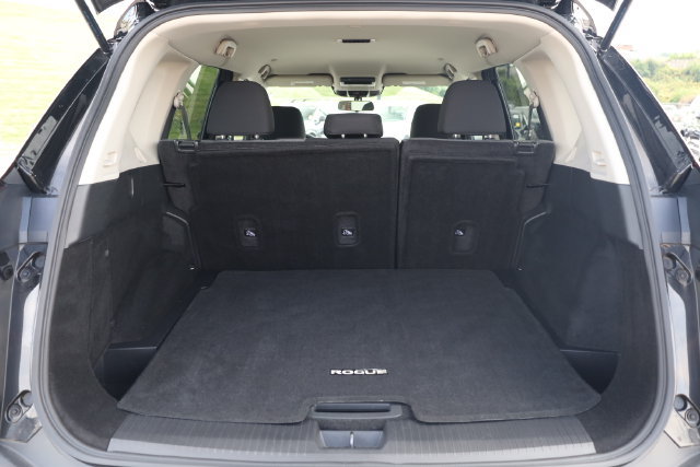 Certified 2023 Nissan Rogue SV AWD/4WD image 29