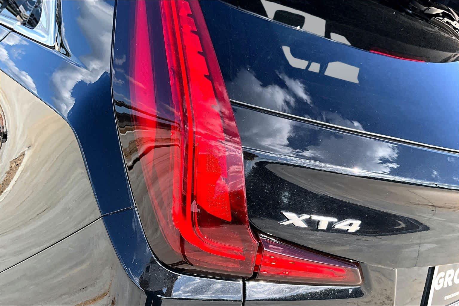 Used 2023 Cadillac XT4 Luxury w/ Cold Weather Package FWD image 53