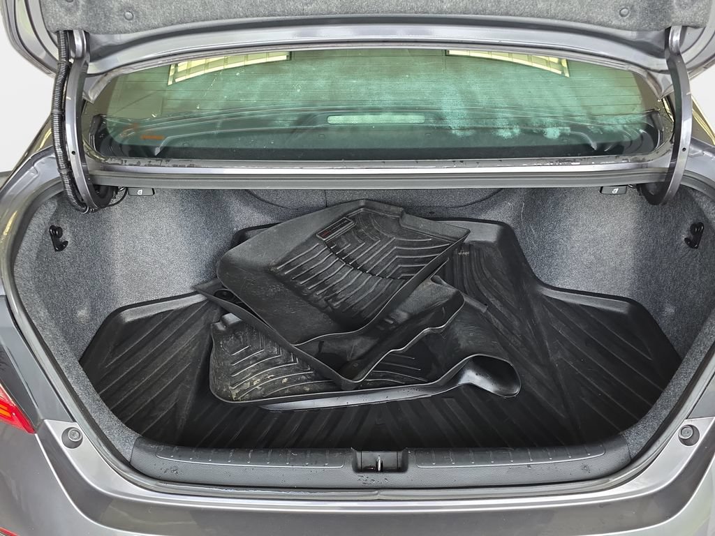 Used 2018 Honda Accord Sport image 12