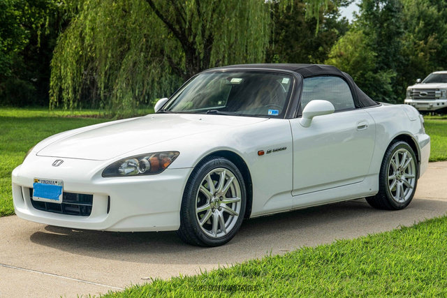 Used 2004 Honda S2000 image 22