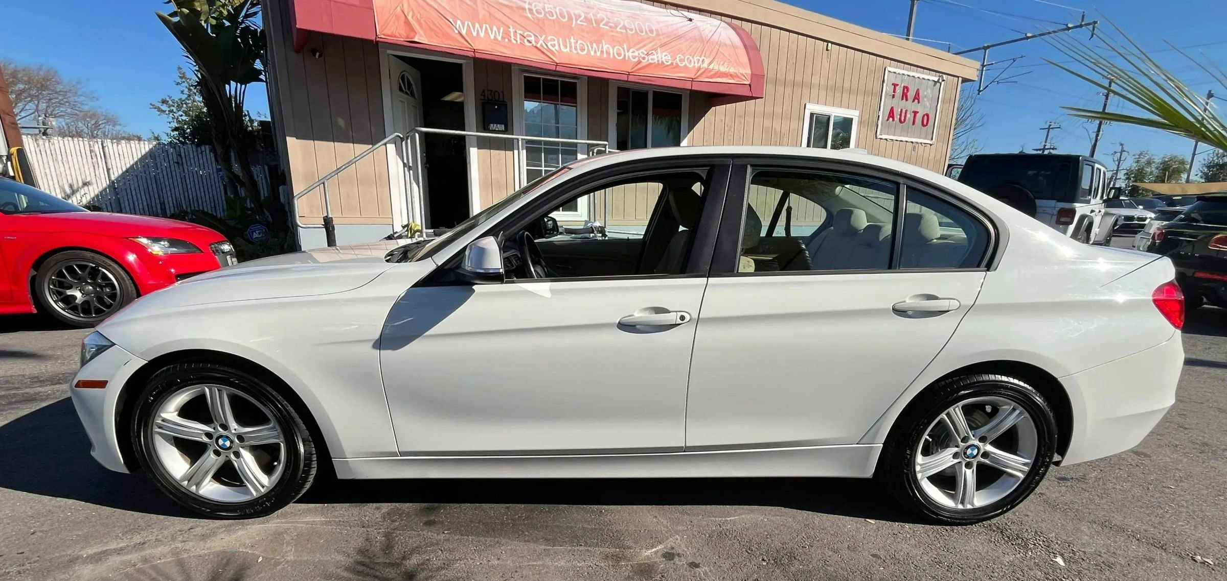Used 2015 BMW 320i Sedan image 4
