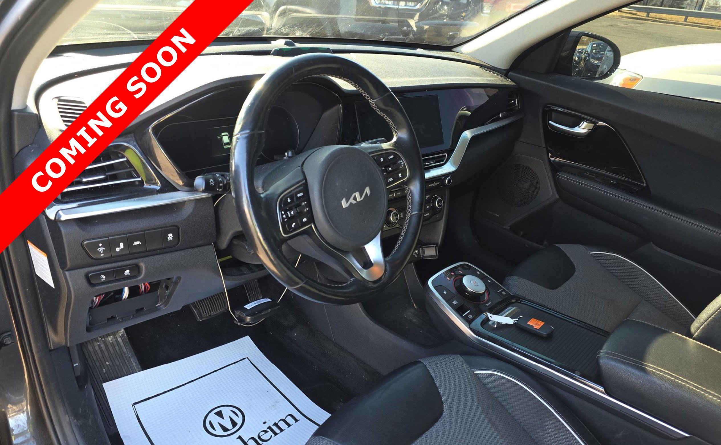 Used 2022 Kia Niro EX w/ Cold Weather Package image 5