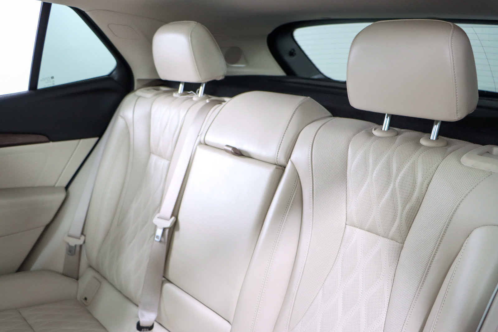 Used 2021 Buick Envision Avenir image 26