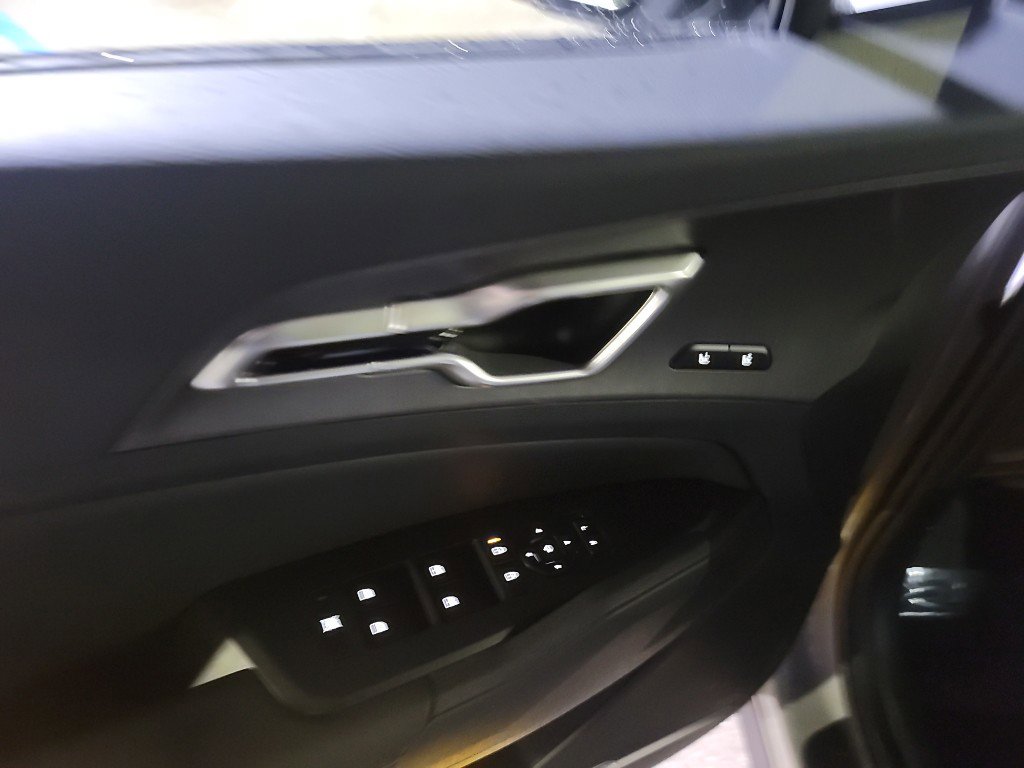 New 2026 Kia Sportage X-Line image 9