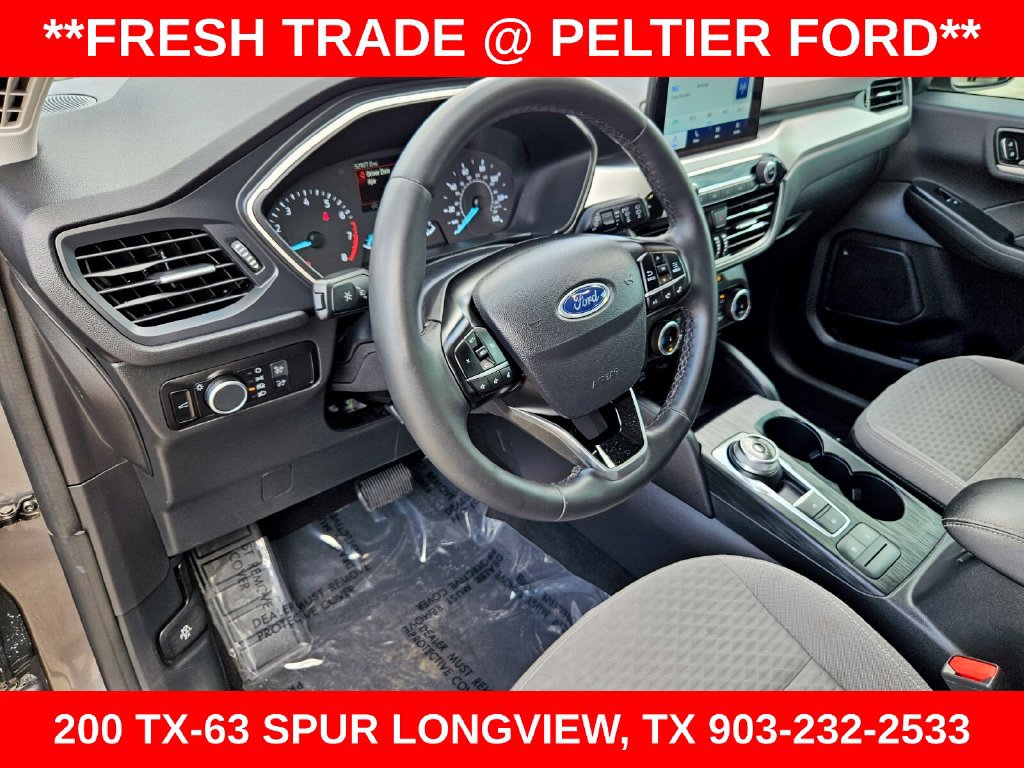 Used 2022 Ford Escape SE w/ Convenience Package FWD image 16