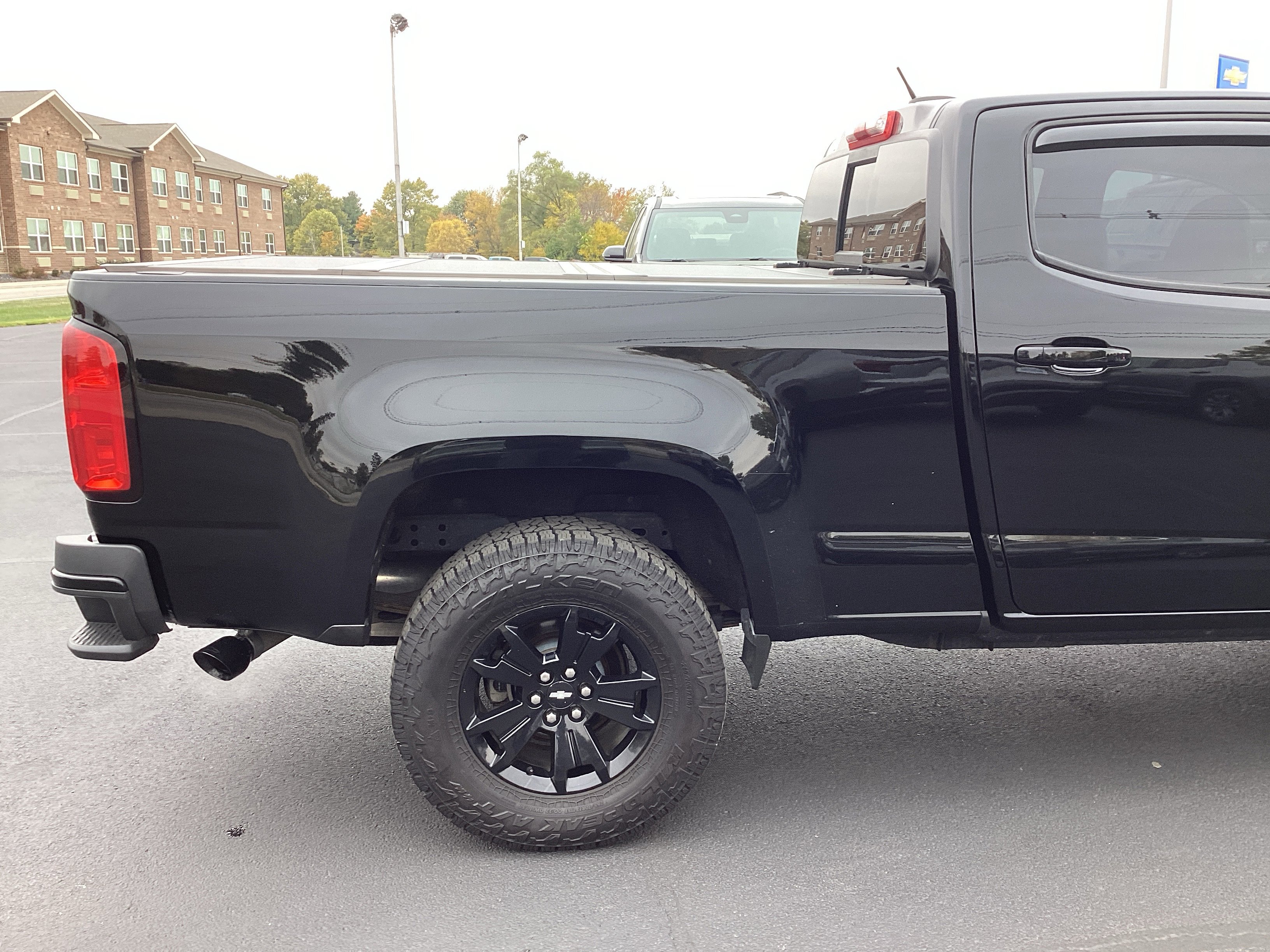 Used 2020 Chevrolet Colorado Z71 w/ Z71 Midnight Edition image 6