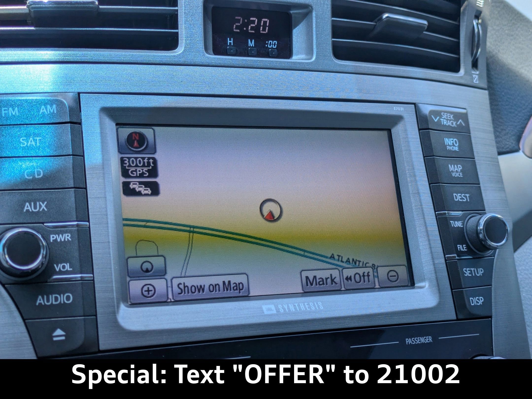 Used 2012 Toyota Avalon Limited image 21