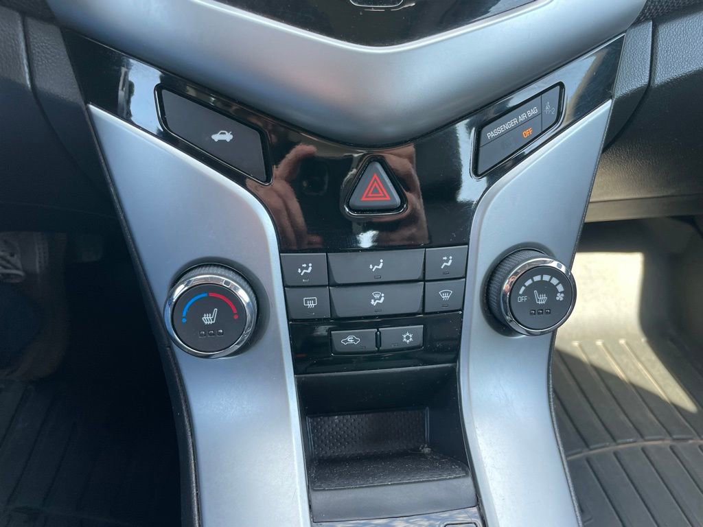 Used 2015 Chevrolet Cruze LT w/ Sun, Sound and Sport Package image 12