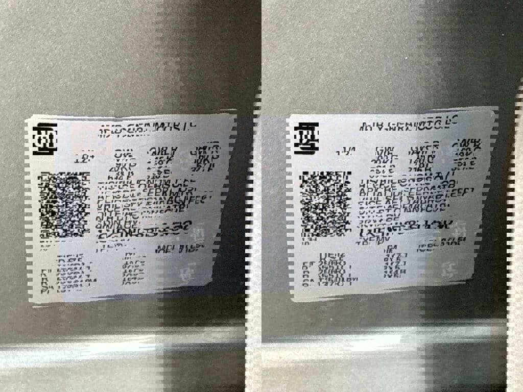 Used 2025 GMC Acadia Elevation image 26