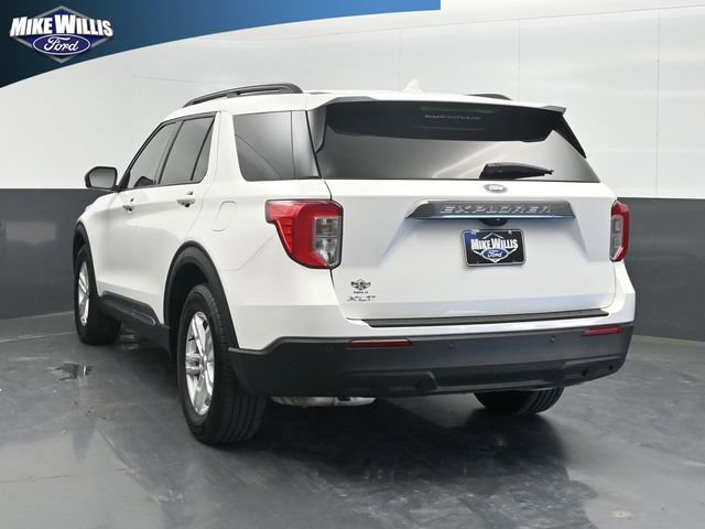 Used 2024 Ford Explorer XLT image 5