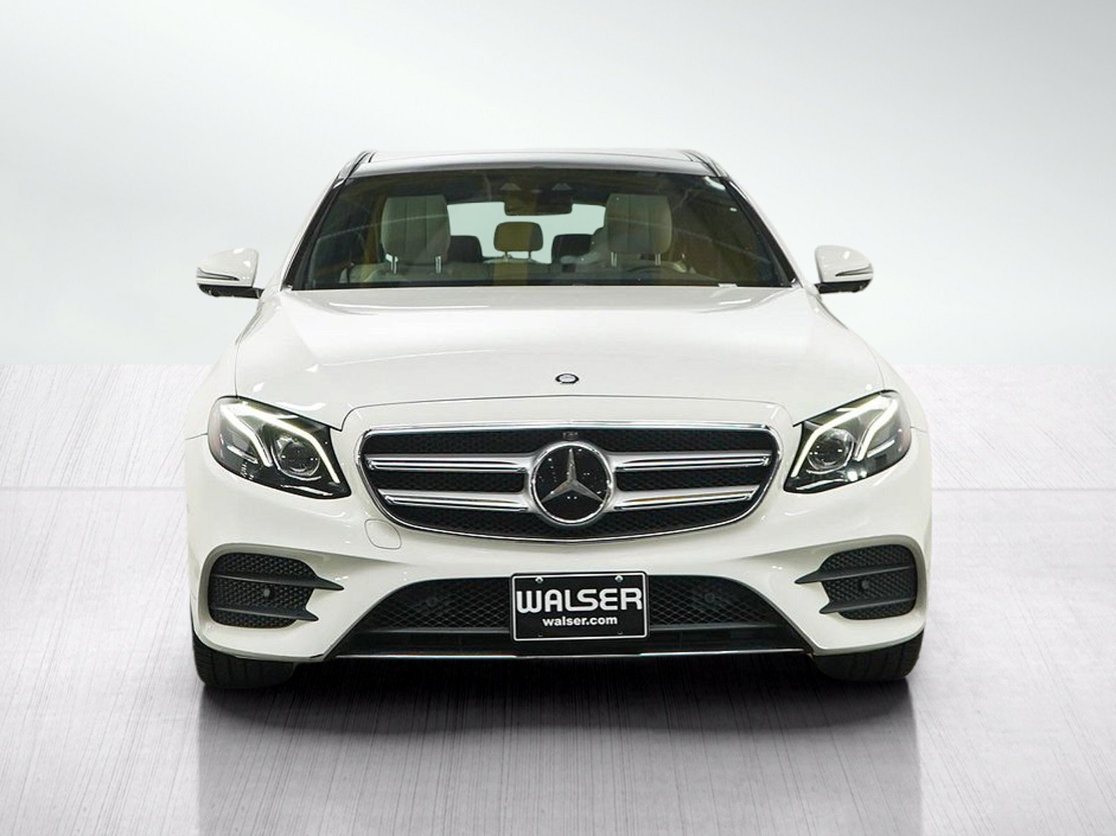 Used 2017 Mercedes-Benz E 400 4MATIC Wagon image 8