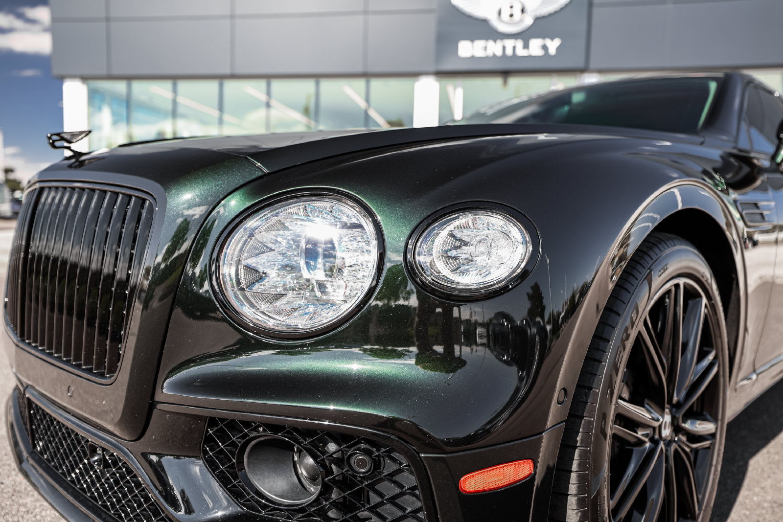 Certified 2020 Bentley Flying Spur W12 AWD/4WD image 22