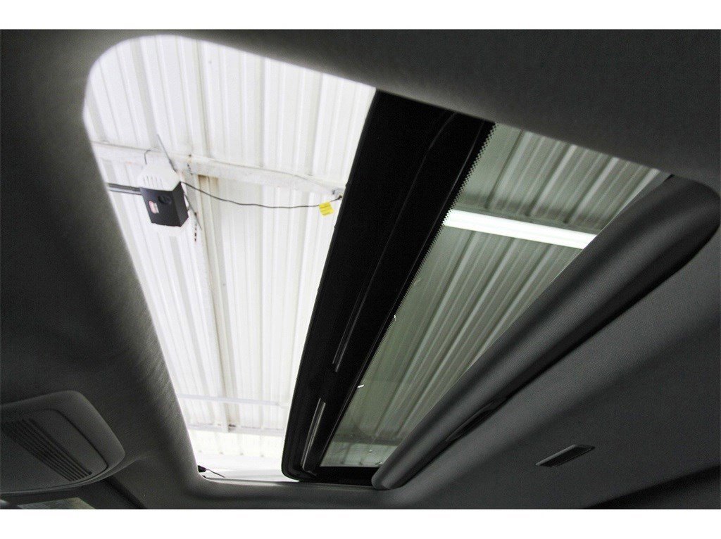 Certified 2025 MAZDA CX-30 AWD 2.5 S w/ Preferred Package image 21