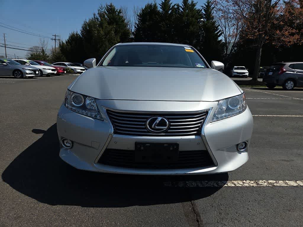 Used 2014 Lexus ES 350 w/ Luxury Package image 2