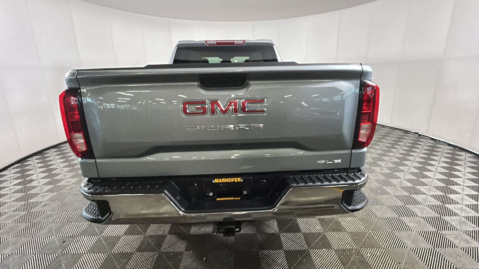 New 2026 GMC Sierra 1500 SLE AWD/4WD image 4