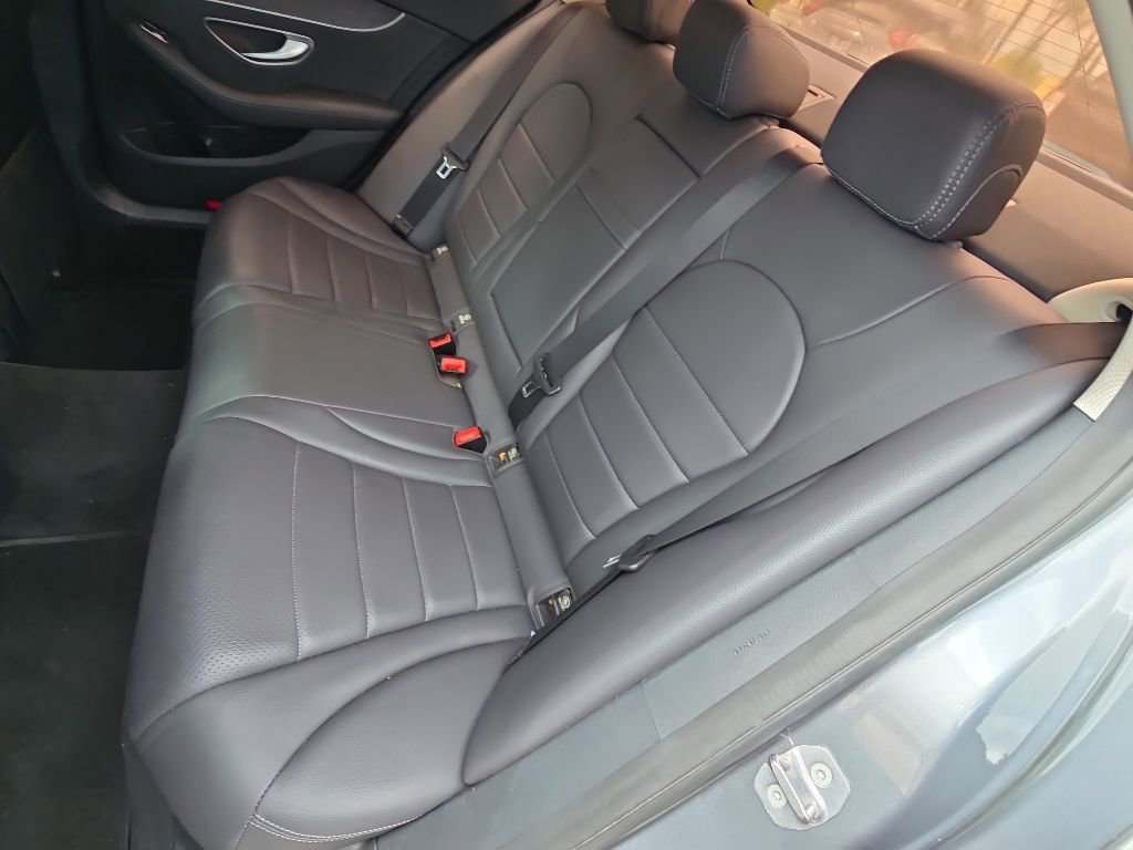 Used 2019 Mercedes-Benz C 300 Sedan image 16