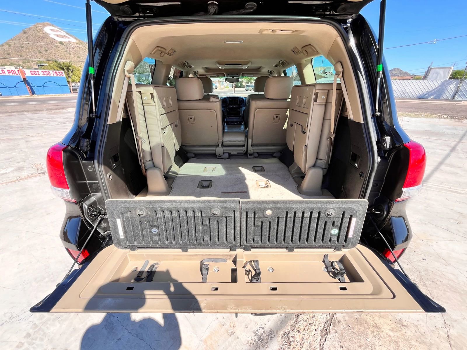 Used 2008 Toyota Land Cruiser image 41
