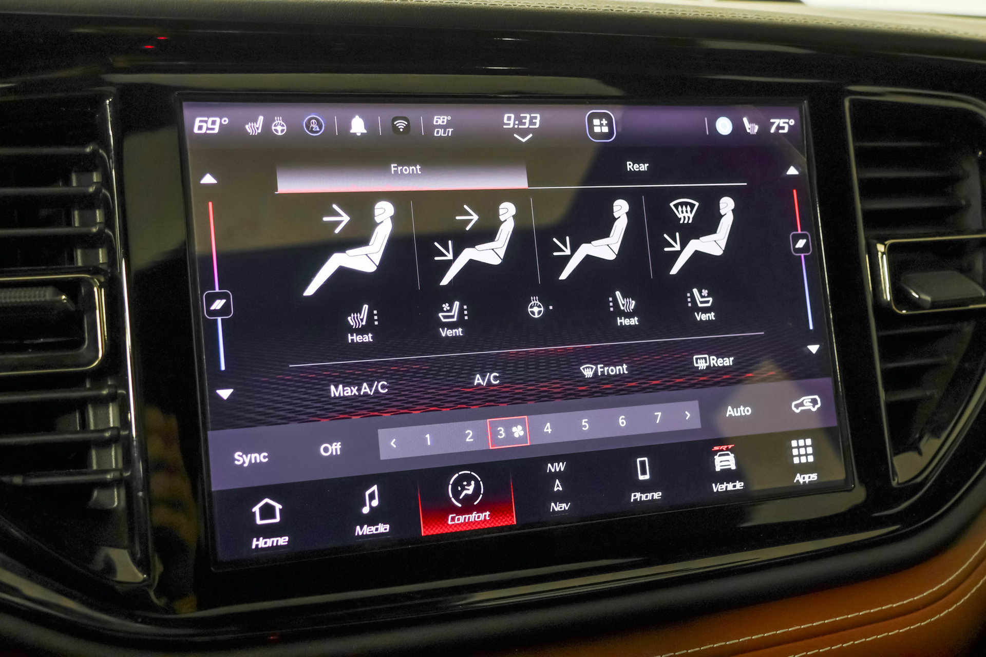 Used 2023 Dodge Durango SRT AWD/4WD image 32