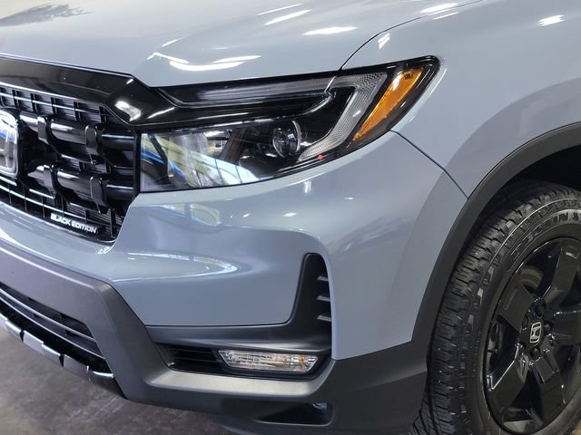 Certified 2024 Honda Ridgeline Black Edition image 9