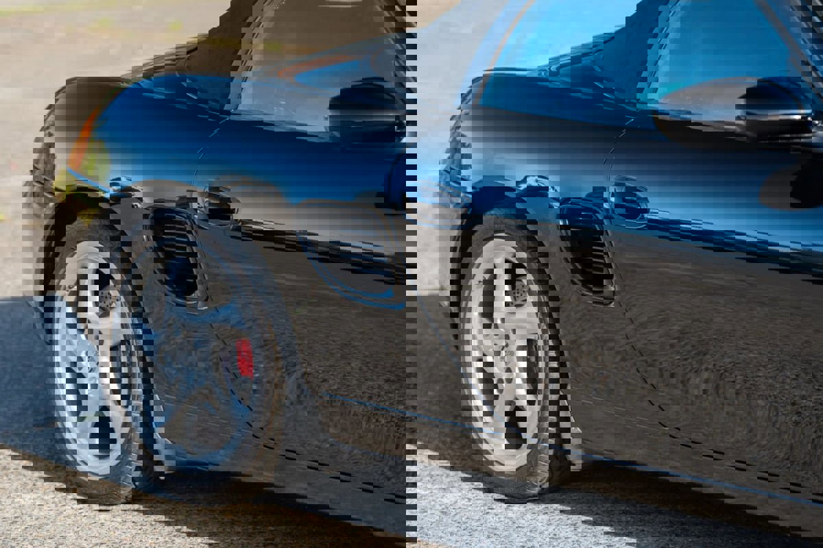 Used 2001 Porsche Boxster S image 15
