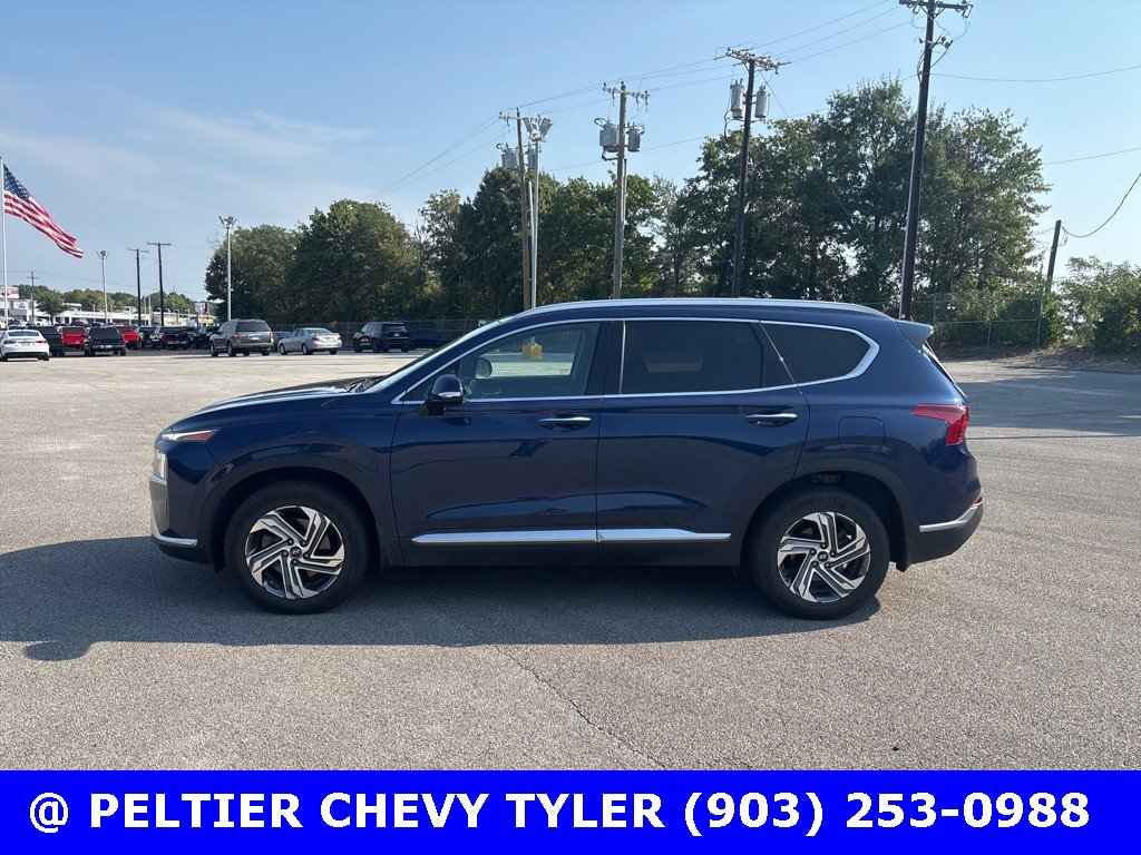 Used 2022 Hyundai Santa Fe SEL w/ Convenience Package image 4