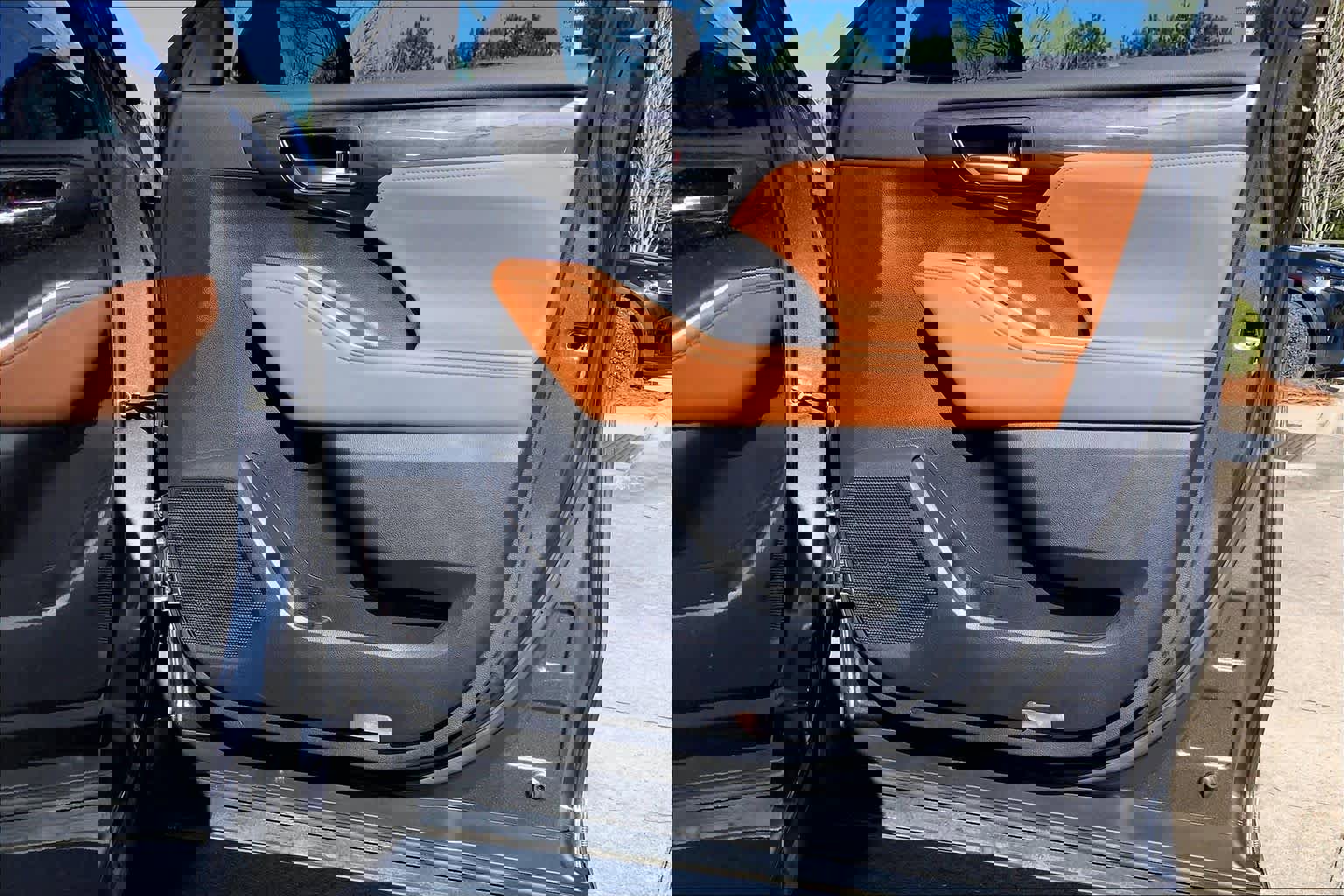 Used 2024 Toyota Highlander Platinum image 23