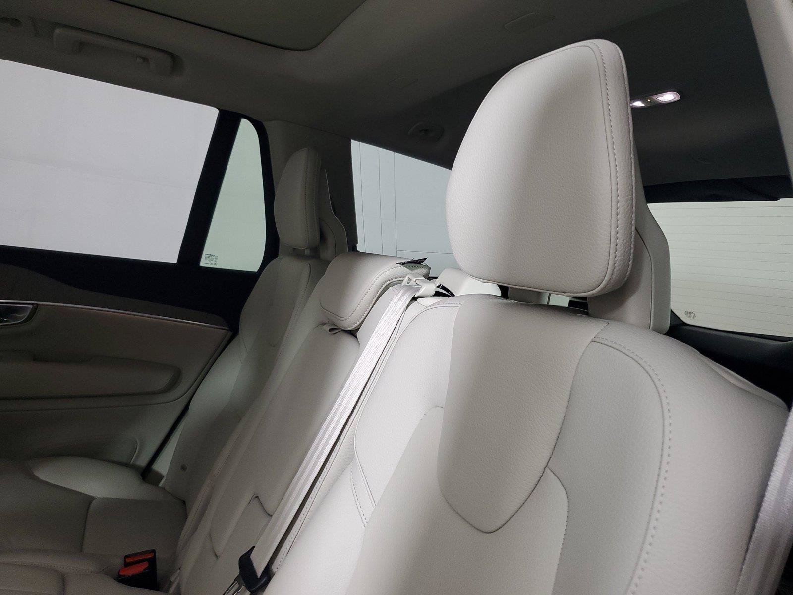 Certified 2024 Volvo XC90 T8 Plus w/ Protection Package AWD/4WD image 13