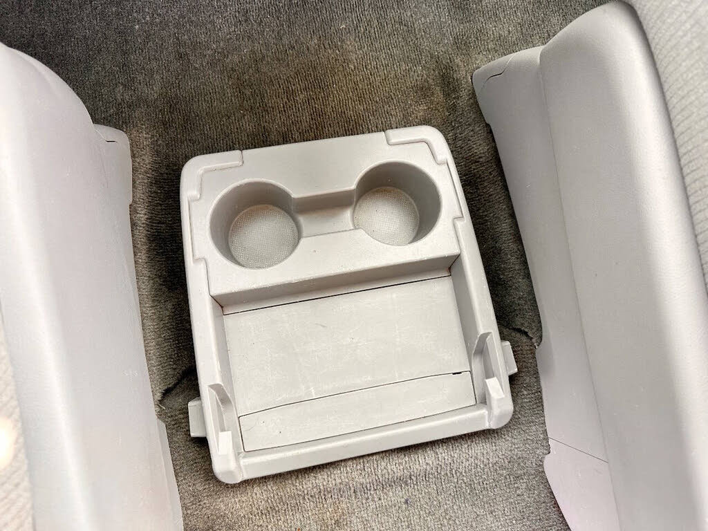 Used 2012 Honda Odyssey LX image 24